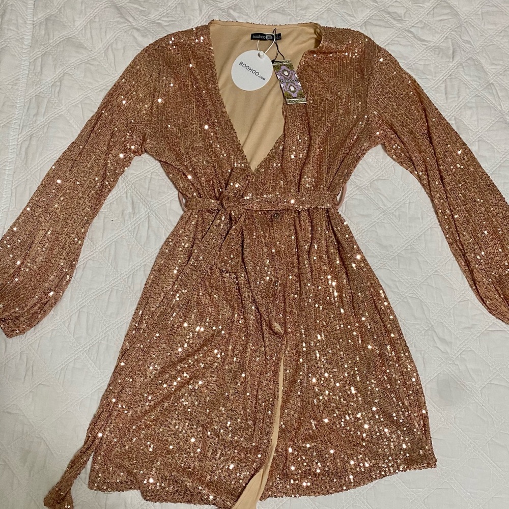 Boohoo gold rose sequin dress.
